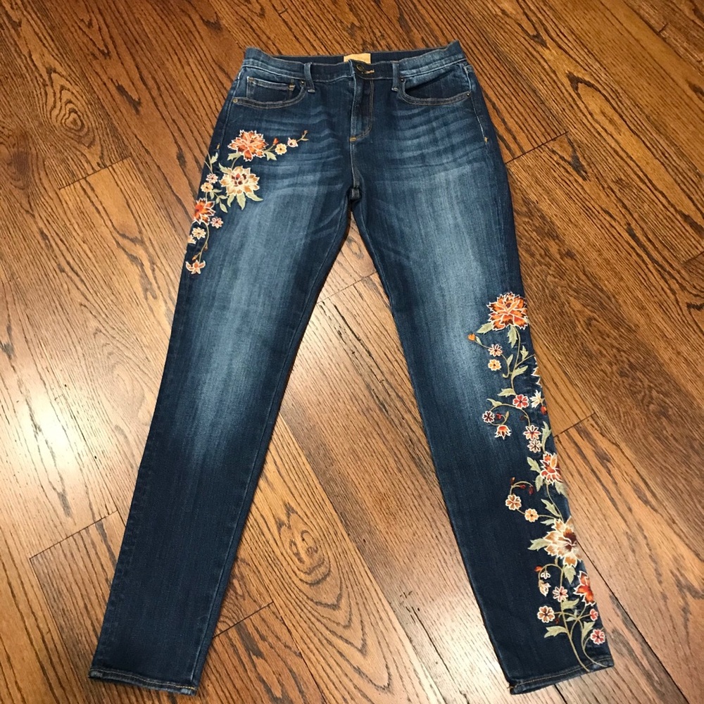 Driftwood embroidery jeans